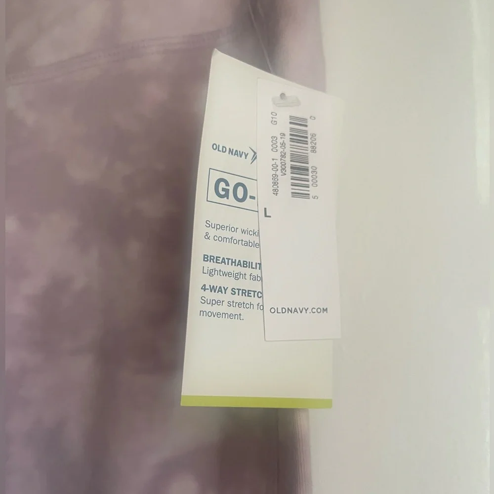 Old Navy Active Large Legging Medium‎ tops - Picture 7 of 13